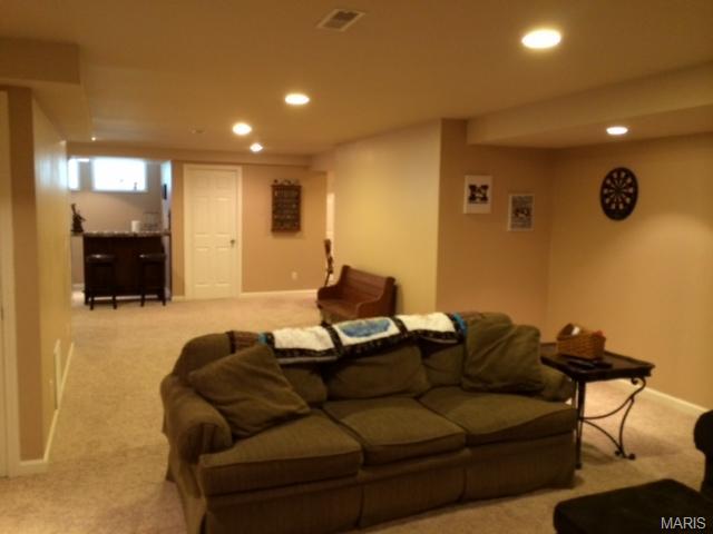 543 Oaktree Crossing Ct, Ballwin, MO 63021 photo 17