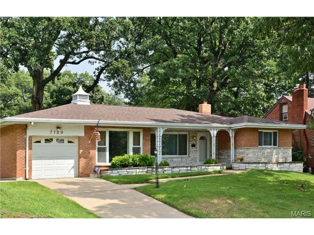 7129 Farley Ave, Normandy, MO 63121 photo 1