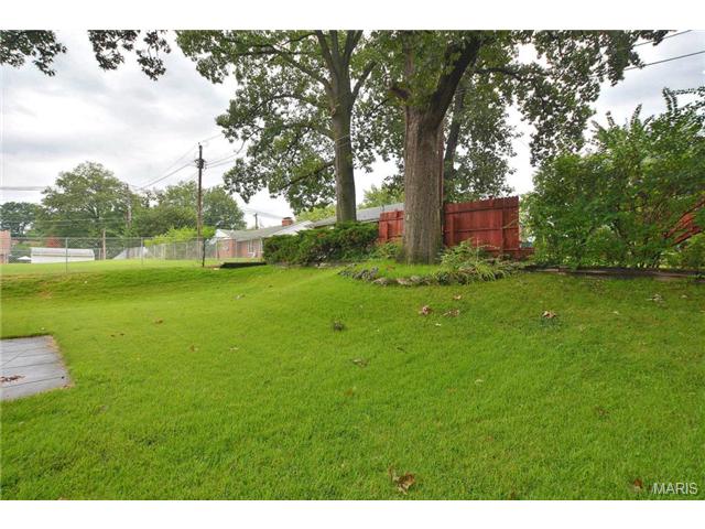 7129 Farley Ave, Normandy, MO 63121 photo 22