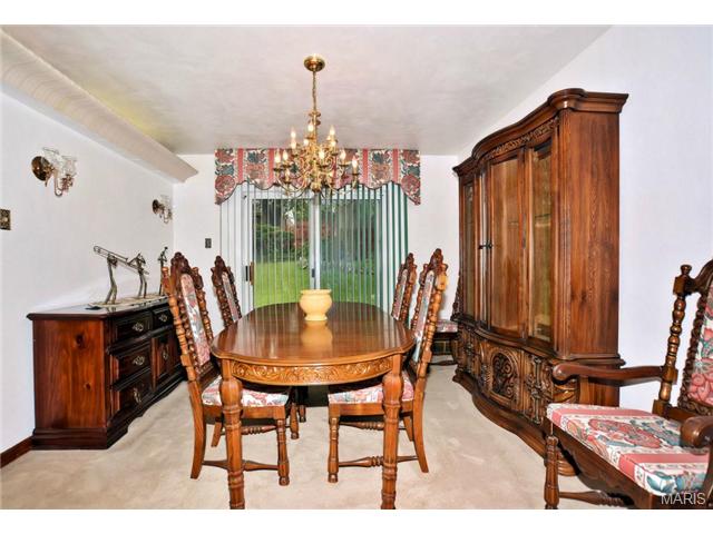 7129 Farley Ave, Normandy, MO 63121 photo 6