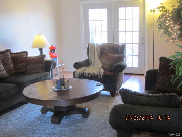 211 Braeshire #C, Ballwin, MO 63021 photo 3