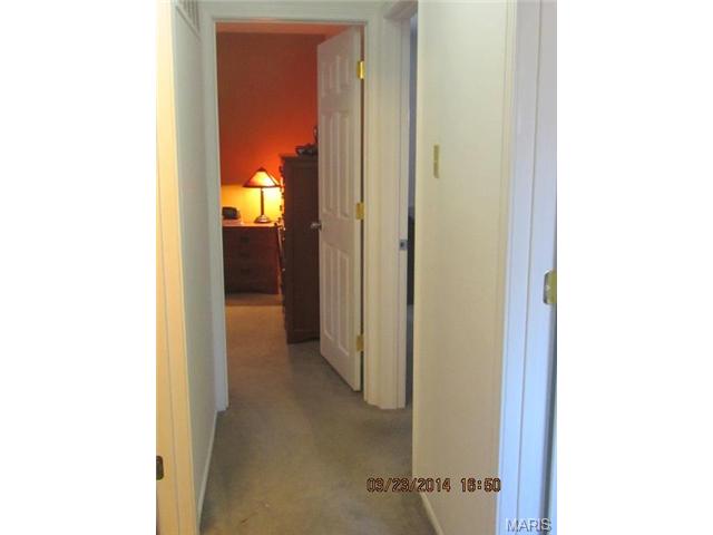 211 Braeshire #C, Ballwin, MO 63021 photo 11