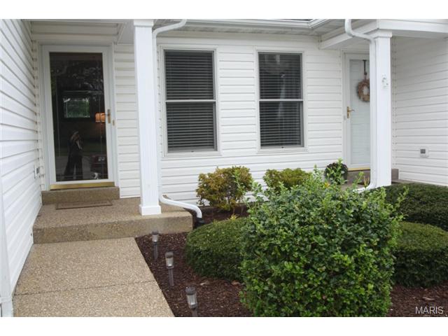 1654 Thurston Ct, O'fallon, MO 63366 photo 2