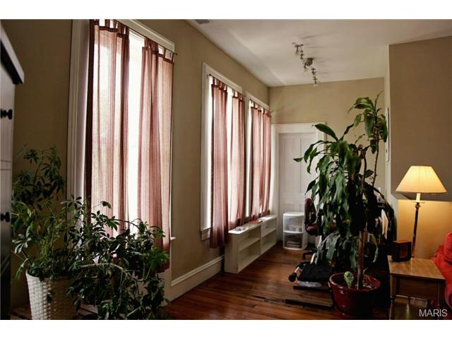 1310 Wright St, Saint Louis, MO 63107 photo 22