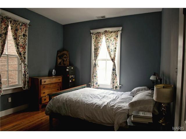 1310 Wright St, Saint Louis, MO 63107 photo 25