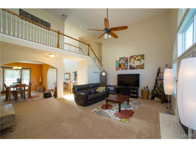 19 Avondale Spring Ct, O'fallon, MO 63368 photo 5