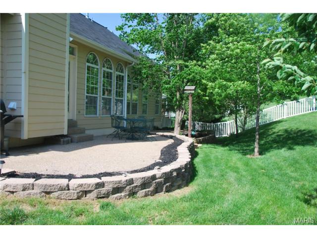 324 Charleston Oaks Ct, Ballwin, MO 63021 photo 22