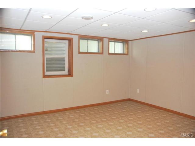 324 Charleston Oaks Ct, Ballwin, MO 63021 photo 20