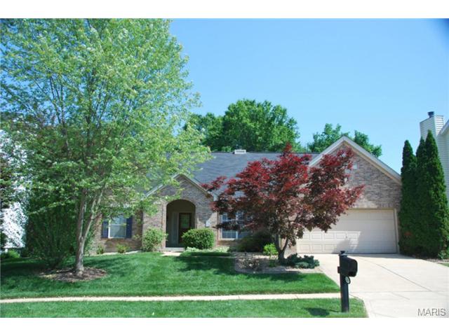 324 Charleston Oaks Ct, Ballwin, MO 63021 photo 1