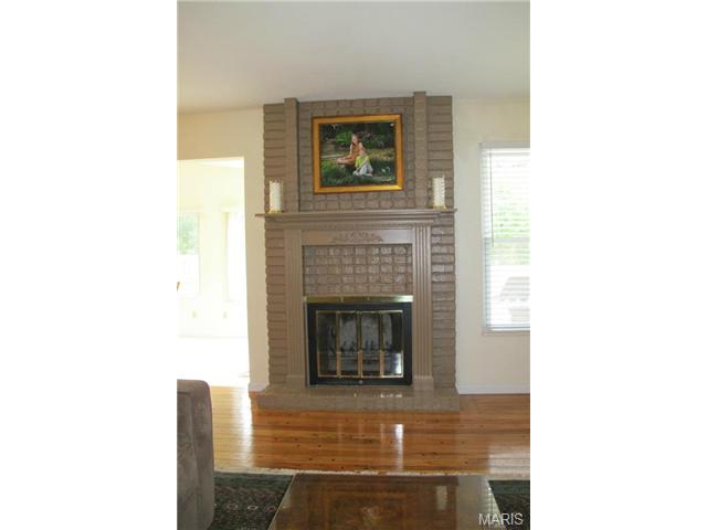 718 Barham Down Dr, Ballwin, MO 63011 photo 12