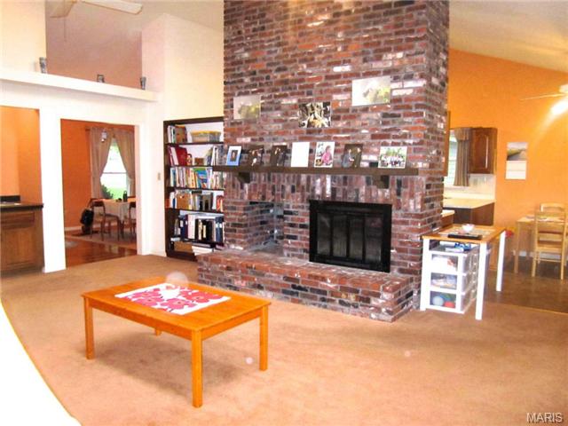 1703 Warmington, Ballwin, MO 63021 photo 4