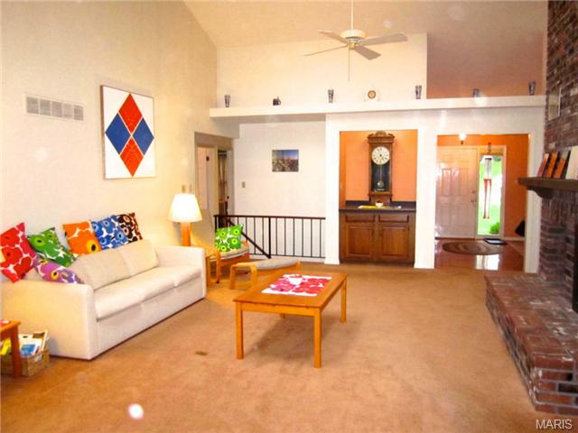 1703 Warmington, Ballwin, MO 63021 photo 5