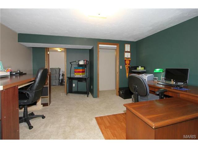 515 Merribrook Ln, O'fallon, MO 63368 photo 16