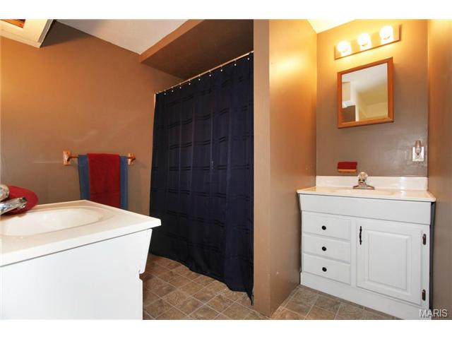 515 Merribrook Ln, O'fallon, MO 63368 photo 15