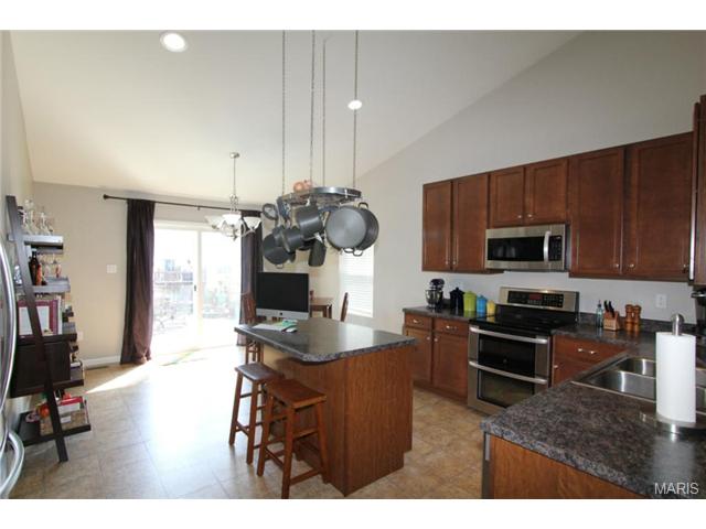 2522 Amber Willow Ct, O'fallon, MO 63367 photo 8