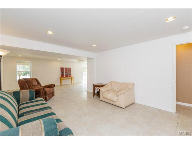 494 Chatham Dr, O'fallon, MO 63366 photo 17