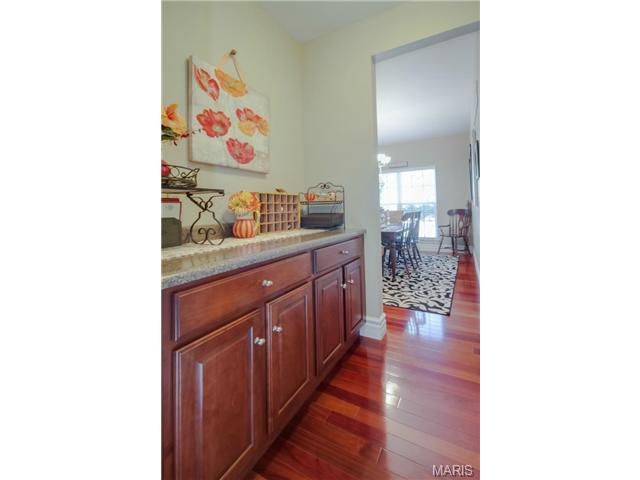 700 Rose Haven Ct, Ballwin, MO 63021 photo 9