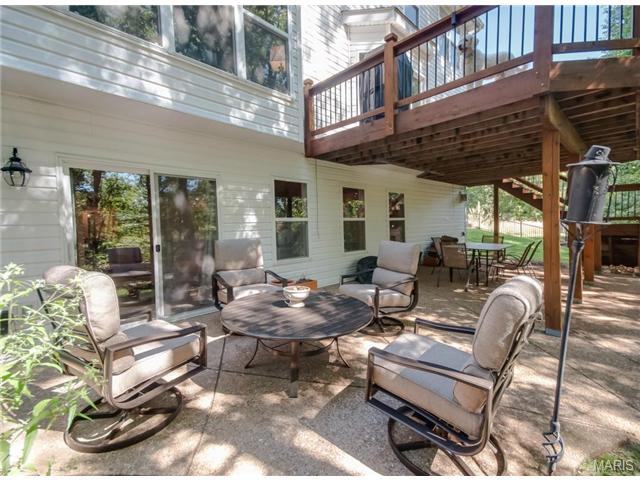 700 Rose Haven Ct, Ballwin, MO 63021 photo 18