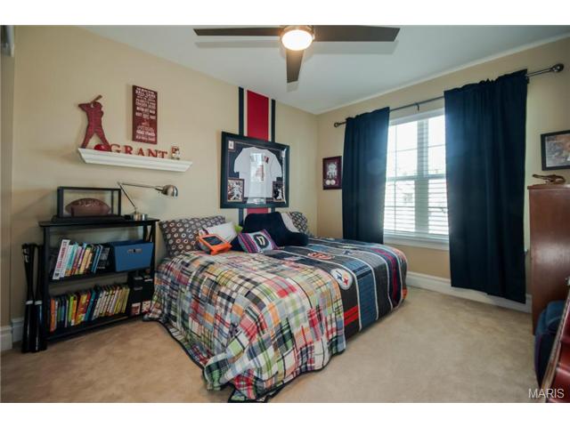 700 Rose Haven Ct, Ballwin, MO 63021 photo 12