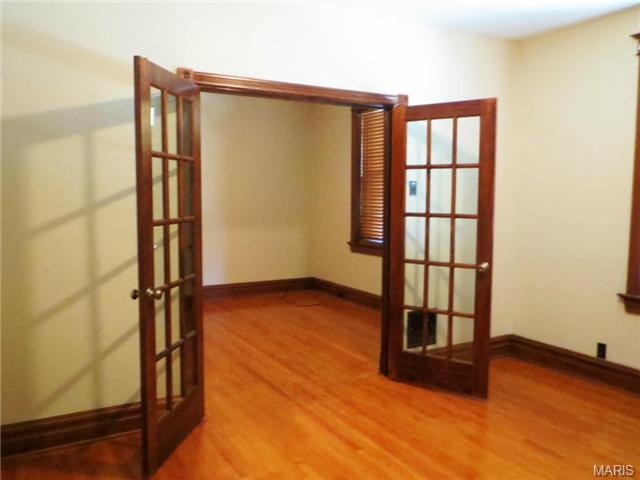 5212 Gresham Ave, Saint Louis, MO 63109 photo 14