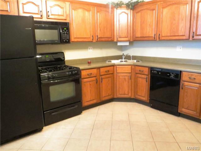5212 Gresham Ave, Saint Louis, MO 63109 photo 6