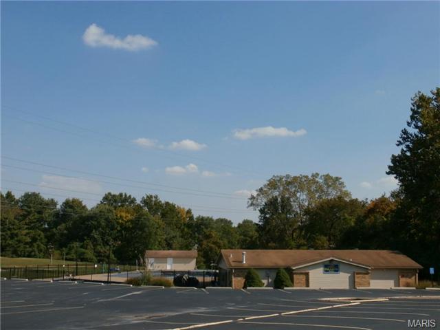 992 Amsterdam Dr, Ballwin, MO 63011 photo 36