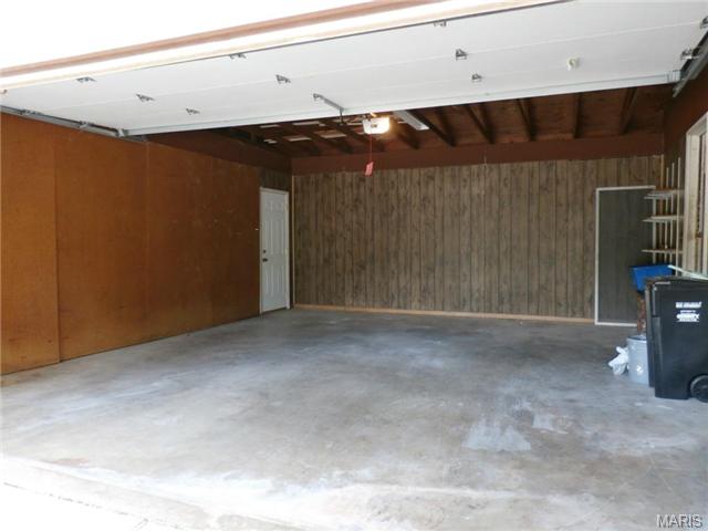 992 Amsterdam Dr, Ballwin, MO 63011 photo 29