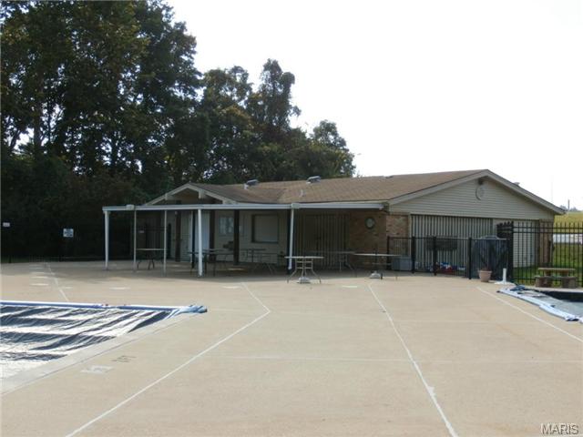 992 Amsterdam Dr, Ballwin, MO 63011 photo 39