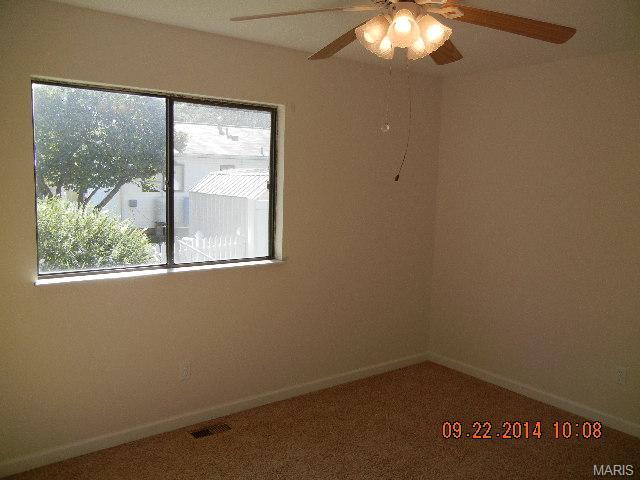 212 Roaring Riv, O'fallon, MO 63366 photo 4