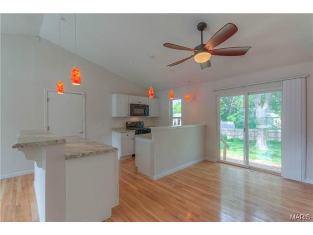 809 Daffodil, O'fallon, MO 63366 photo 7