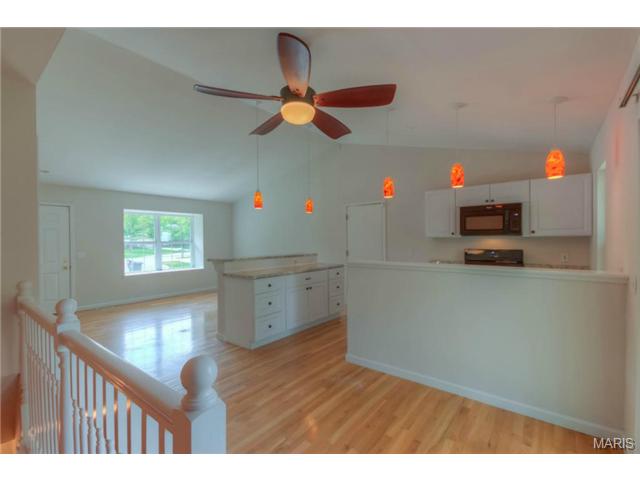 809 Daffodil, O'fallon, MO 63366 photo 8
