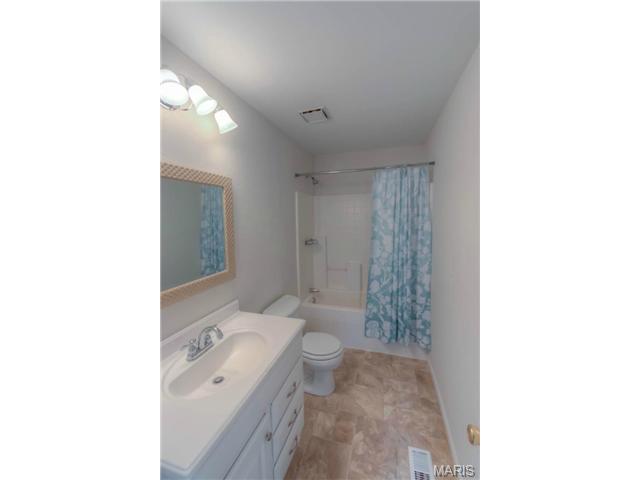 809 Daffodil, O'fallon, MO 63366 photo 12