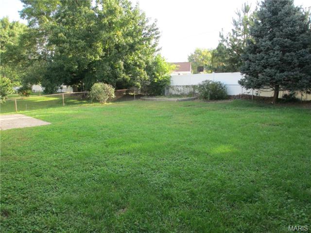 1112 Cypress Dr, O'fallon, MO 63366 photo 12