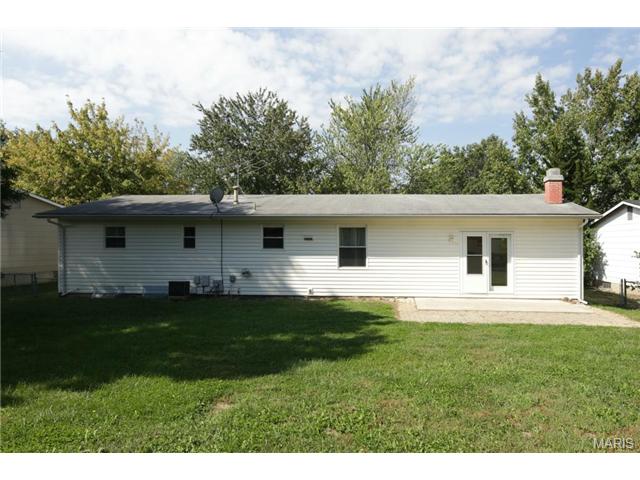 1112 Cypress Dr, O'fallon, MO 63366 photo 14