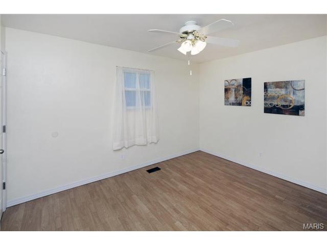 1112 Cypress Dr, O'fallon, MO 63366 photo 7