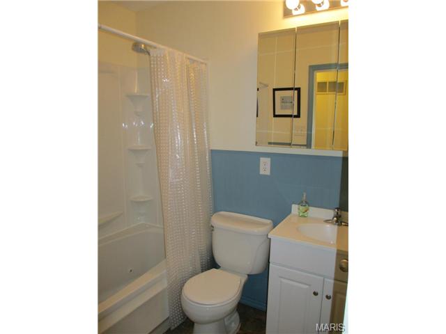 1112 Cypress Dr, O'fallon, MO 63366 photo 10