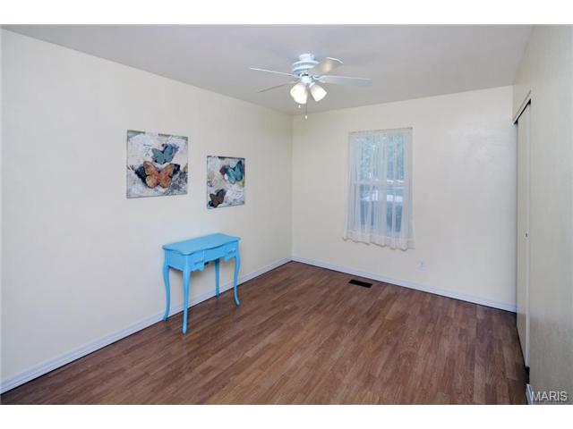 1112 Cypress Dr, O'fallon, MO 63366 photo 9
