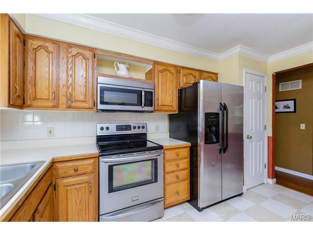 3022 Long Wheat Dr, O'fallon, MO 63368 photo 8