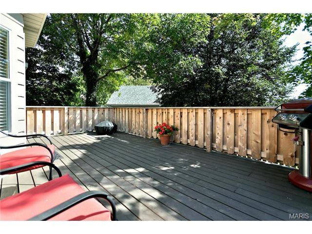 550 Oak Commons Dr, Ballwin, MO 63021 photo 32