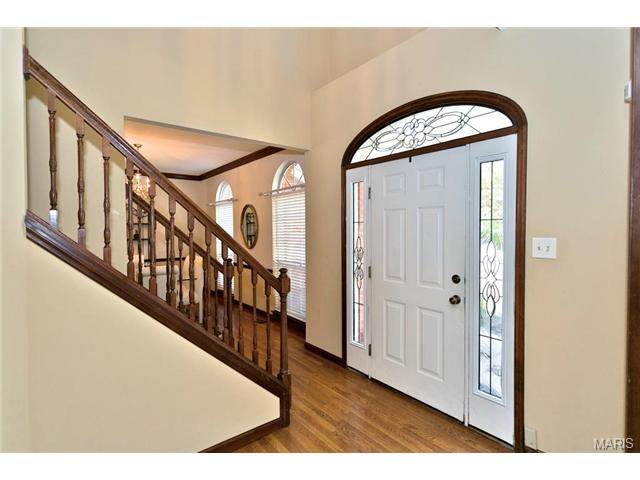 550 Oak Commons Dr, Ballwin, MO 63021 photo 7