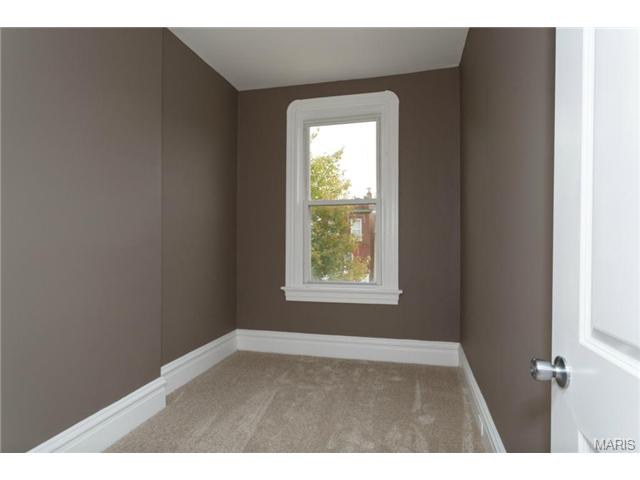3473 Grace Ave, Saint Louis, MO 63116 photo 24