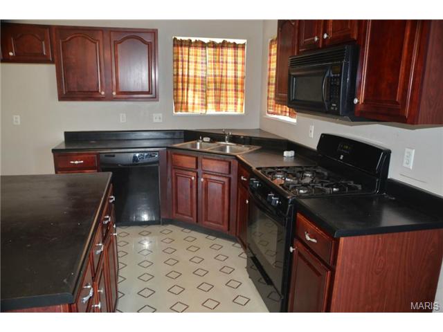 7 Chambers Ct, O'fallon, MO 63366 photo 5