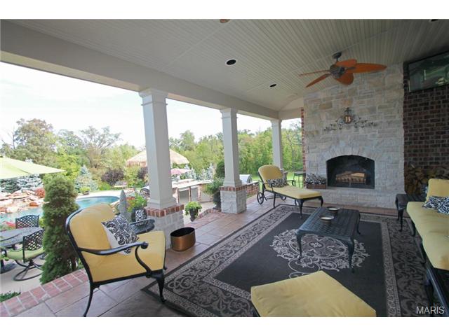 9 Upper Whitmoor Dr, Weldon Spring, MO 63304 photo 6