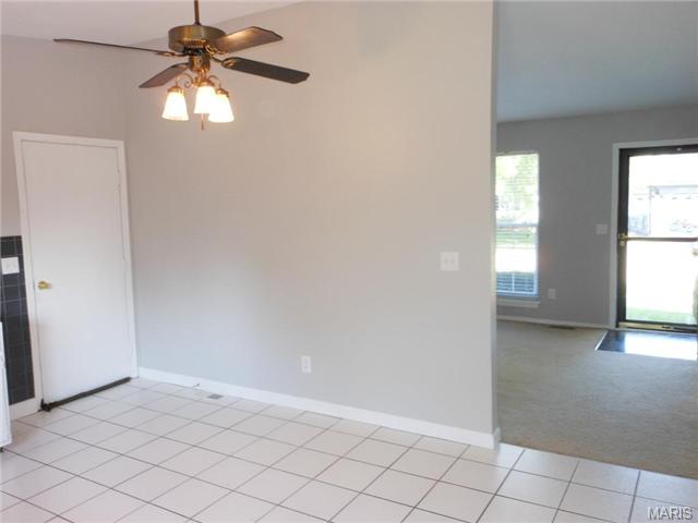 1330 Manuka Dr, O'fallon, MO 63366 photo 8
