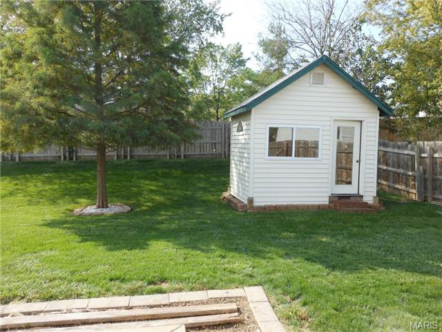 1330 Manuka Dr, O'fallon, MO 63366 photo 29