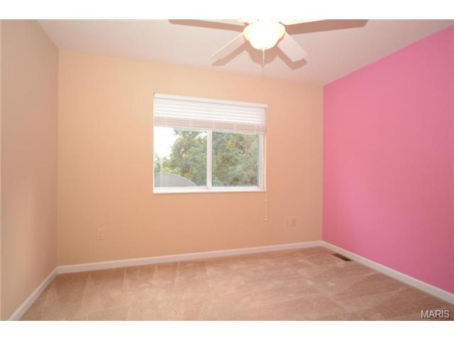 1722 Ridgeview Circle Dr, Ballwin, MO 63021 photo 16