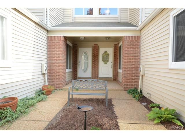 1722 Ridgeview Circle Dr, Ballwin, MO 63021 photo 4