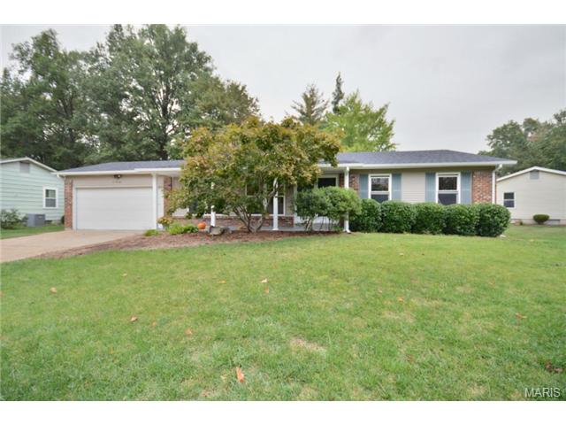 302 Stephanie, Ballwin, MO 63011 photo 1