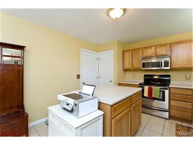7 N Perry Dr, O'fallon, MO 63366 photo 25