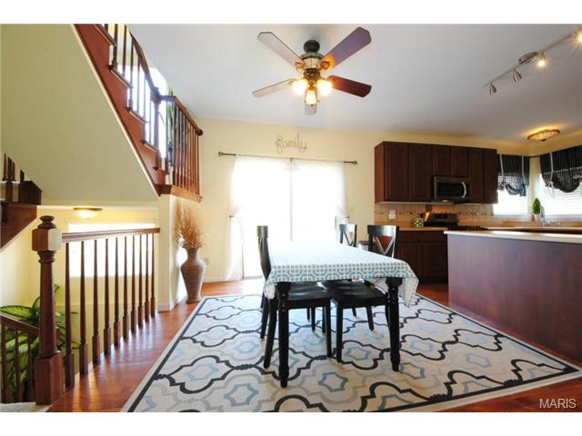 214 Falcon Hill Dr, O'fallon, MO 63368 photo 5